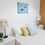 Appartamento Casa Terraco: Espaco, Conforto E Terraco Com Churrasqueira Olhão