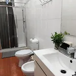 Casa Terraco: Espaco, Conforto E Terraco Com Churrasqueira Apartament