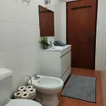 Casa Terraco: Espaco, Conforto E Terraco Com Churrasqueira Olhão