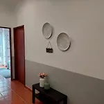 Casa Terraco: Espaco, Conforto E Terraco Com Churrasqueira * Olhão