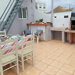 Appartamento Casa Terraco: Espaco, Conforto E Terraco Com Churrasqueira *