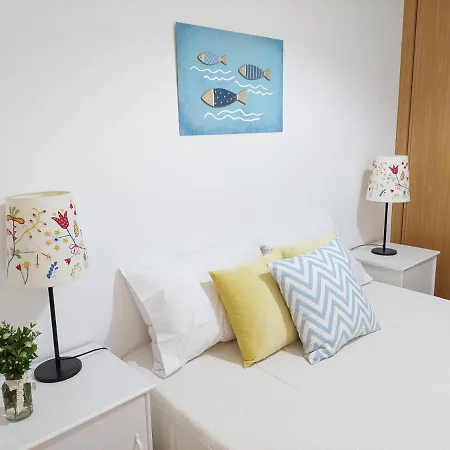 Appartement Casa Terraco: Espaco, Conforto E Terraco Com Churrasqueira Olhão