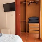 Casa Terraco: Espaco, Conforto E Terraco Com Churrasqueira Olhão