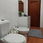 Casa Terraco: Espaco, Conforto E Terraco Com Churrasqueira Apartman