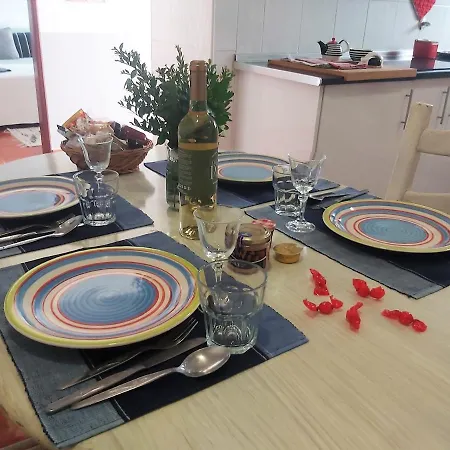 Casa Terraco: Espaco, Conforto E Terraco Com Churrasqueira Apartment