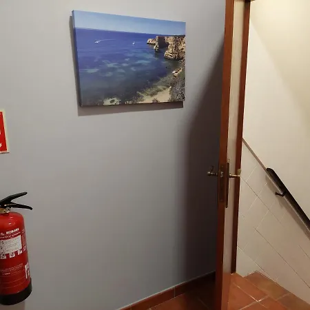 Casa Terraco: Espaco, Conforto E Terraco Com Churrasqueira