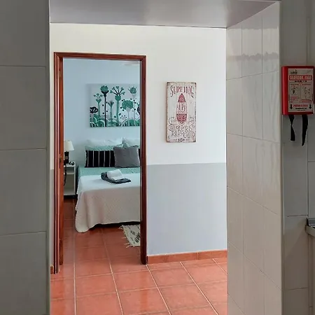 Casa Terraco: Espaco, Conforto E Terraco Com Churrasqueira 公寓 *