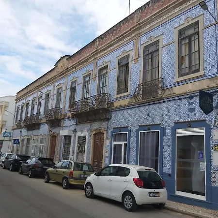 Casa Terraco: Espaco, Conforto E Terraco Com Churrasqueira * 奥良